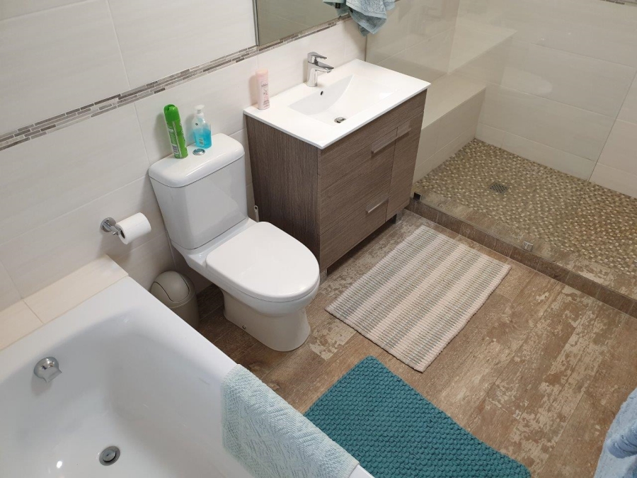 3 Bedroom Property for Sale in Lakeland North West